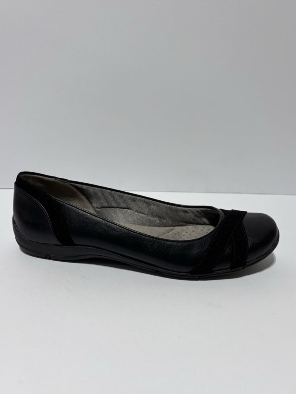 LifeStride Women’s Dari Black Slip-On Loafers, Size 9 M